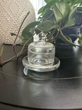 Vintage Clear Glass Butter Bell Dish w/lid